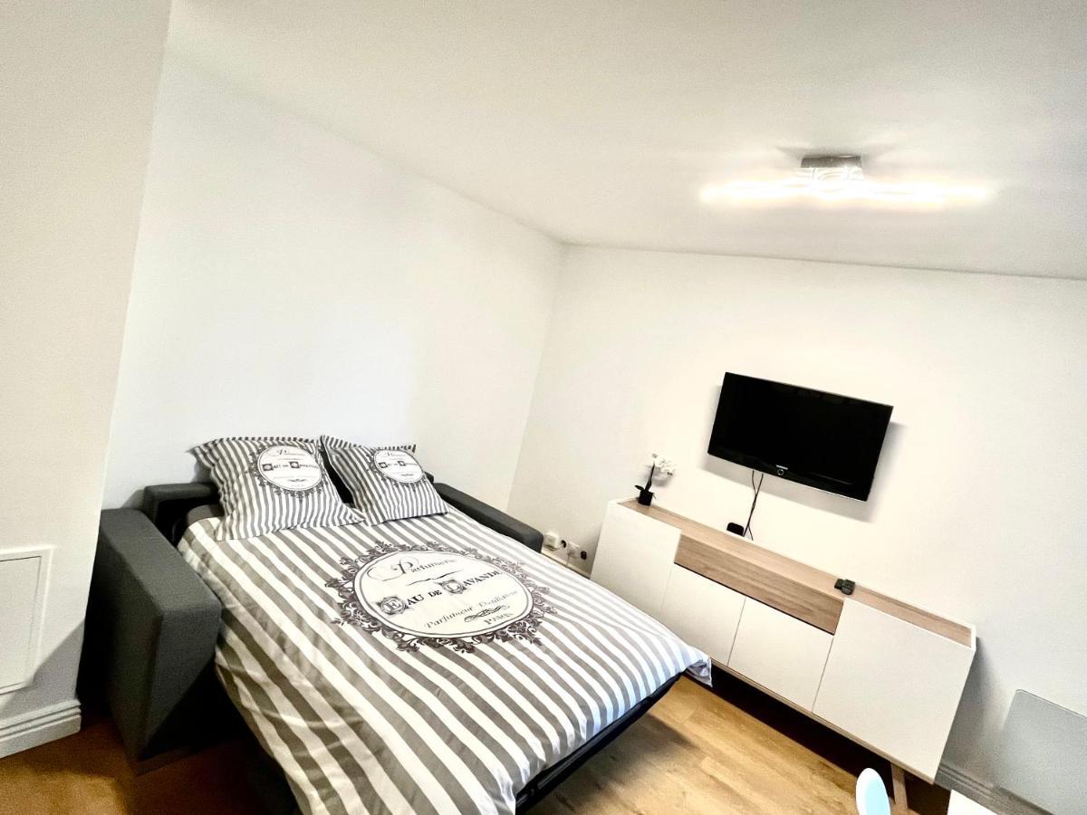 Deux Pieces Cosy A La Croisette Apartment Carrieres-sous-Poissy Exterior photo