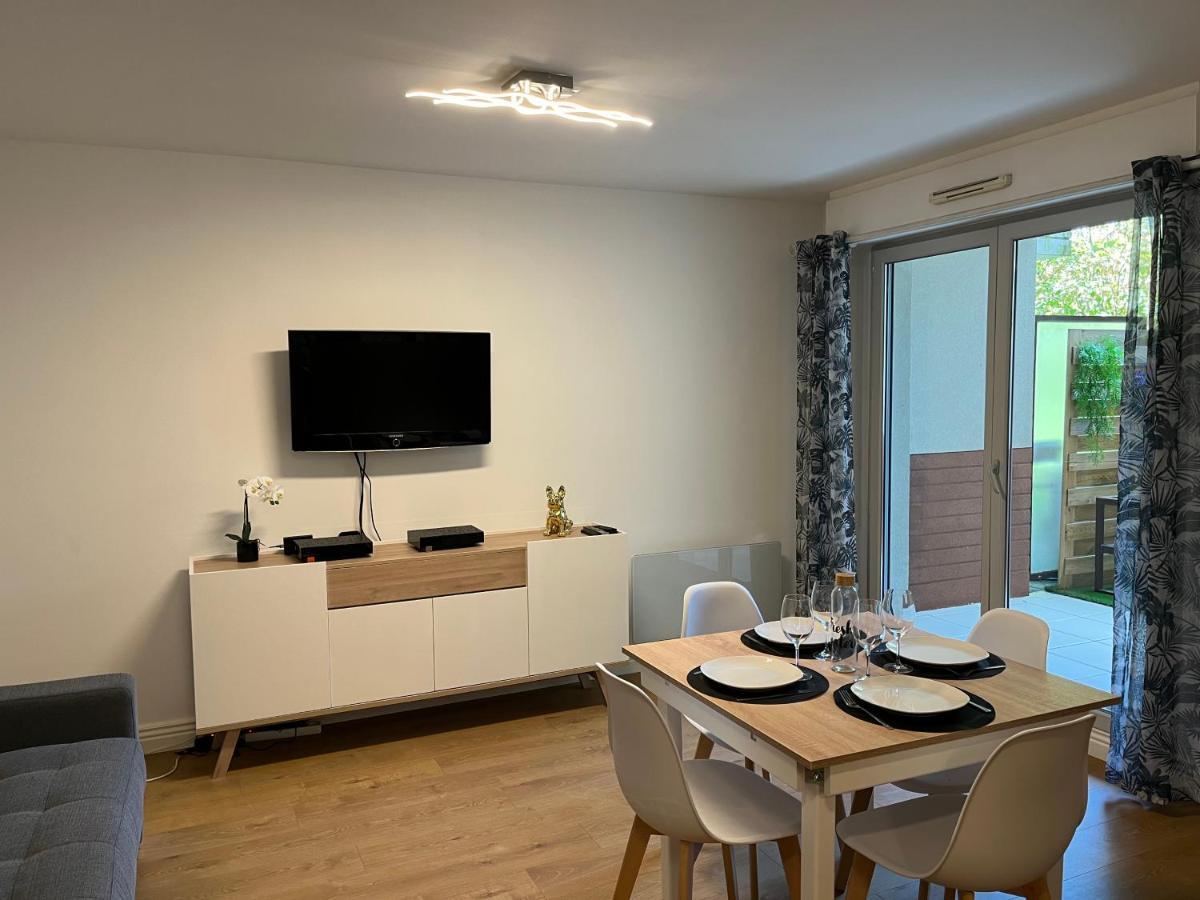 Deux Pieces Cosy A La Croisette Apartment Carrieres-sous-Poissy Exterior photo
